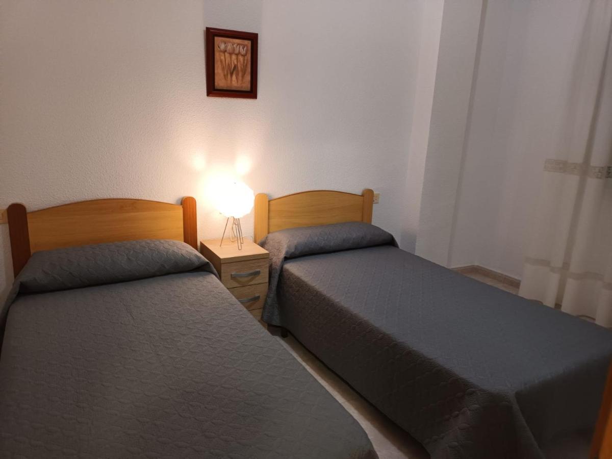 Apartamentos Parada Оропеса дел Мар Екстериор снимка